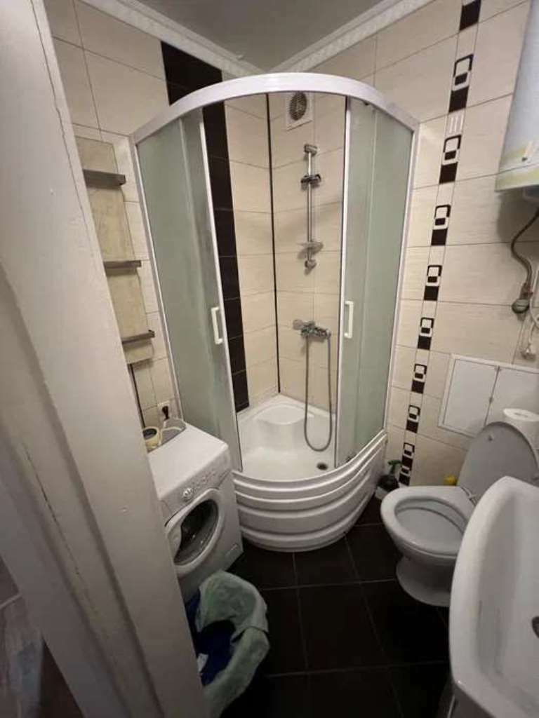 1831760196944203