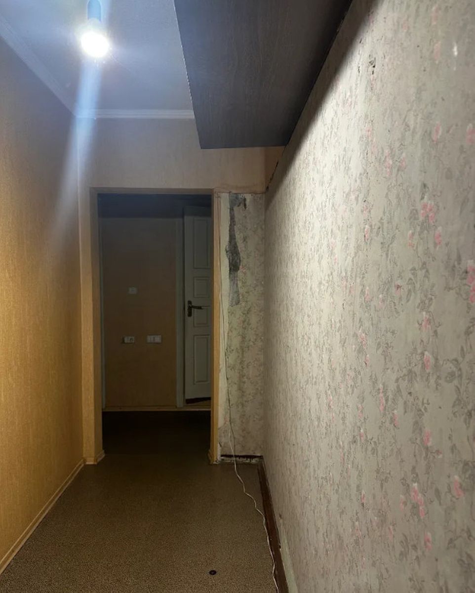 1833812451491203