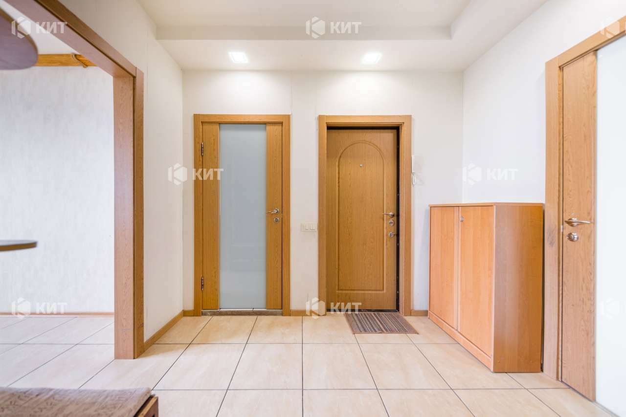 1828473809843204