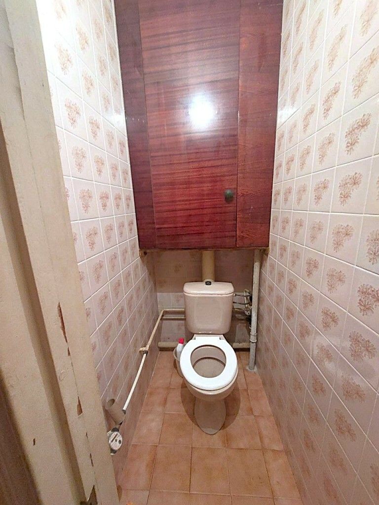 1833976434094204