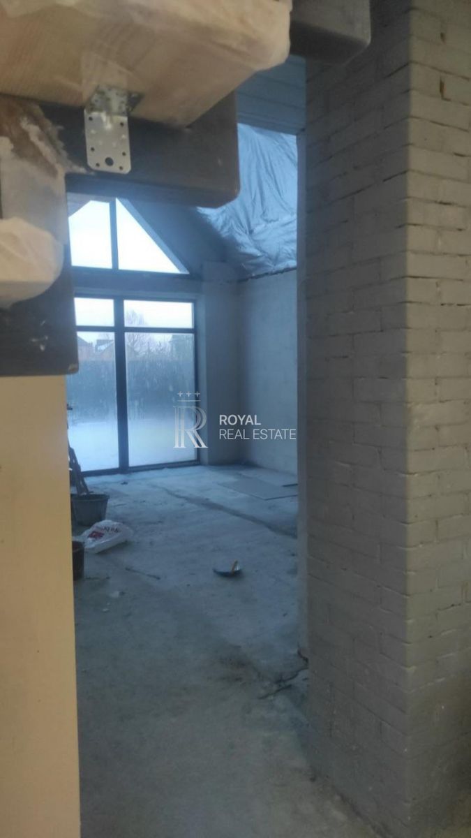 1839061837877206