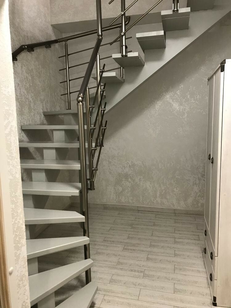 1831275891893207