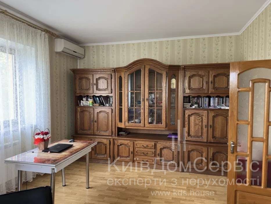 1833546013857207