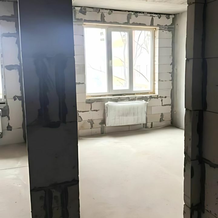 1835089186498207