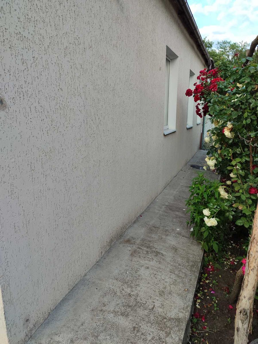 1835451792558021