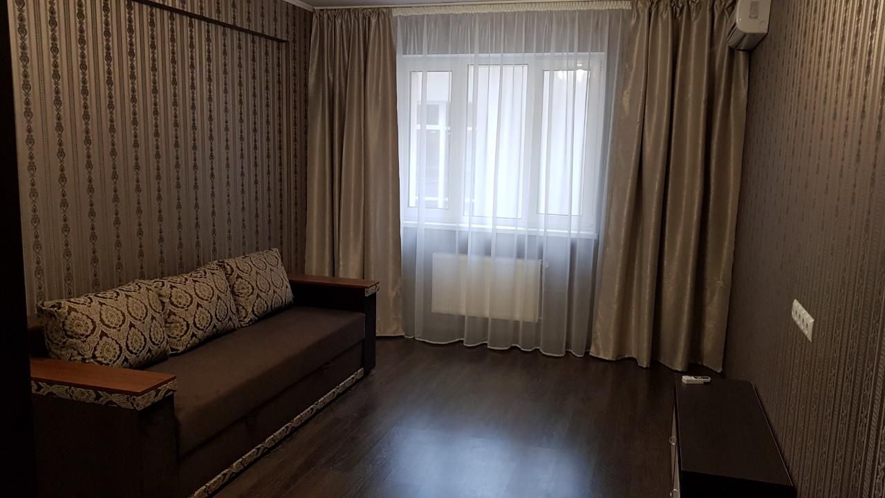 1618308252810210