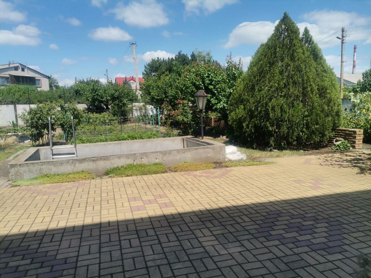 1837250038247210