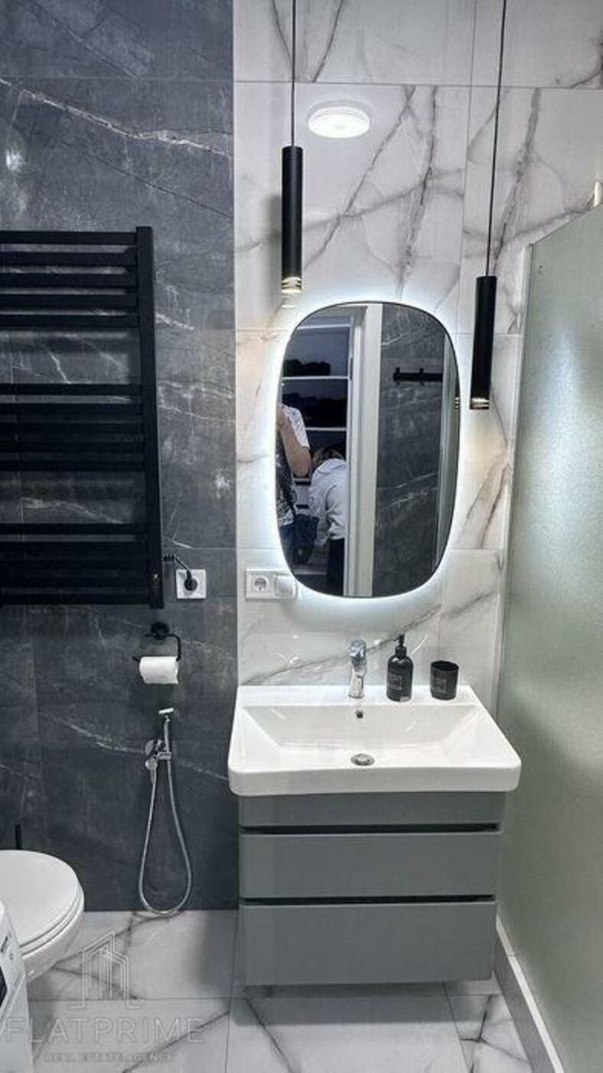 1835279664724211