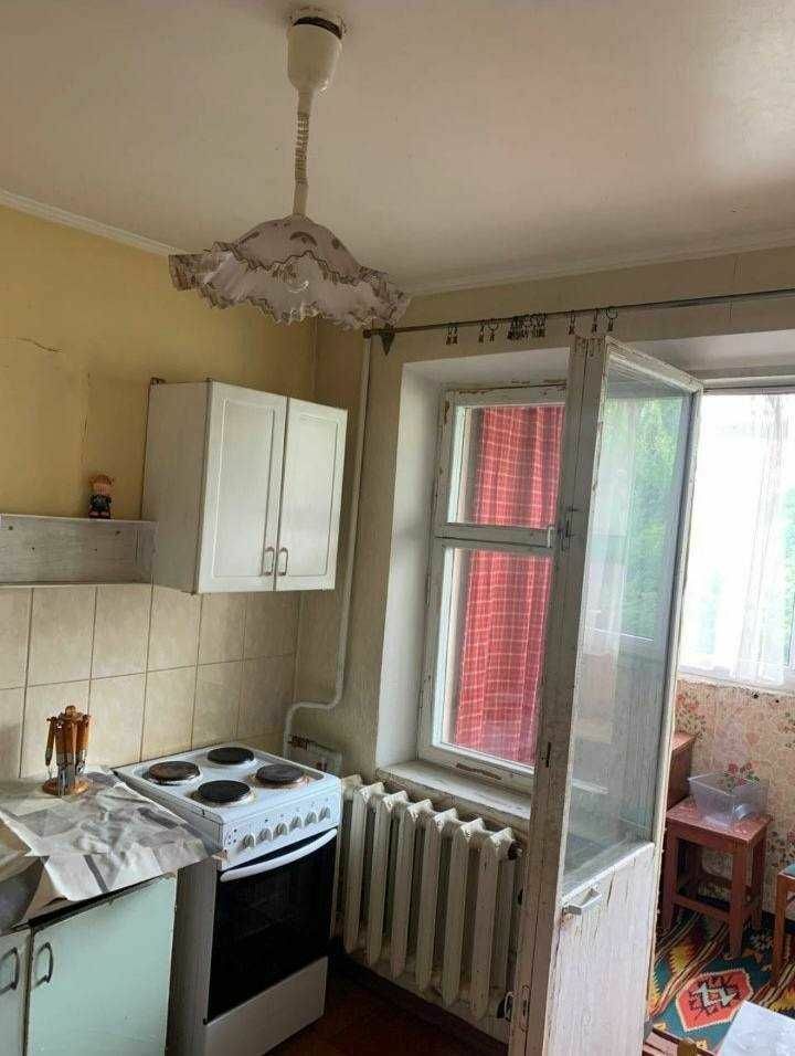 1833551645782212