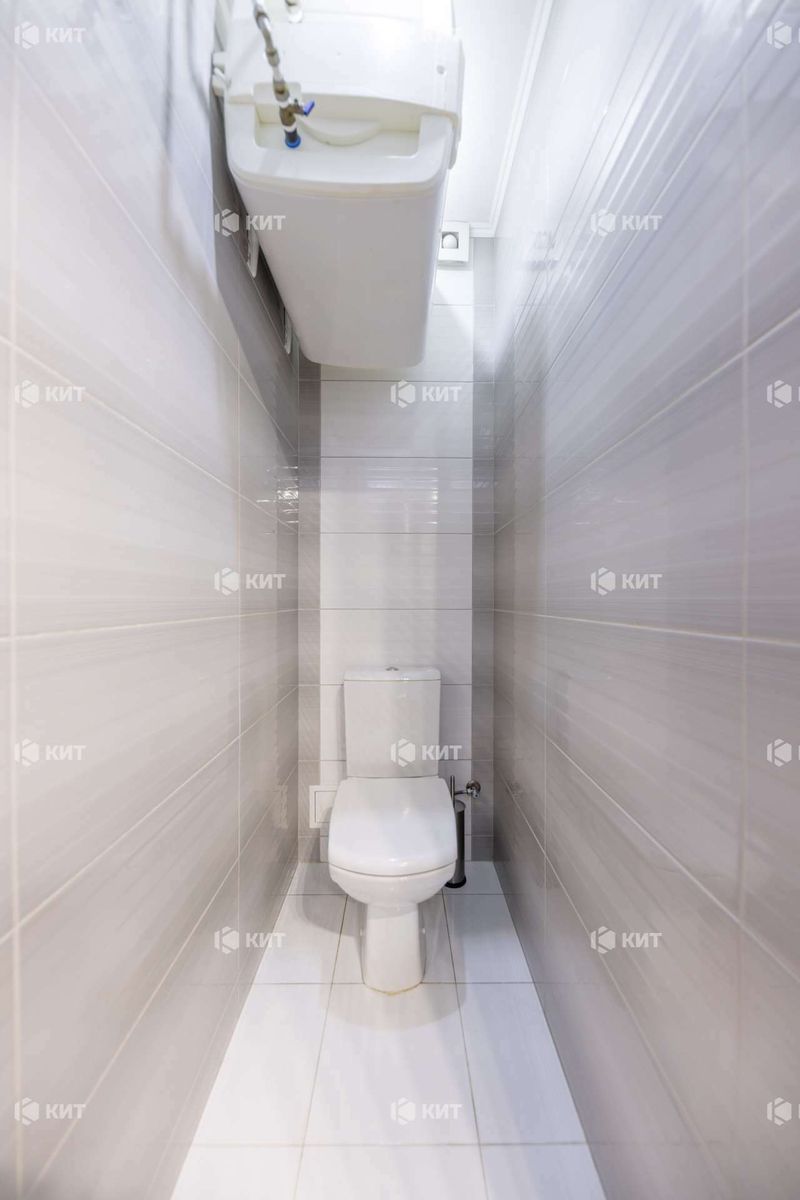 1832898632727214