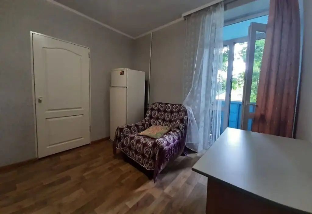 1836008631802214