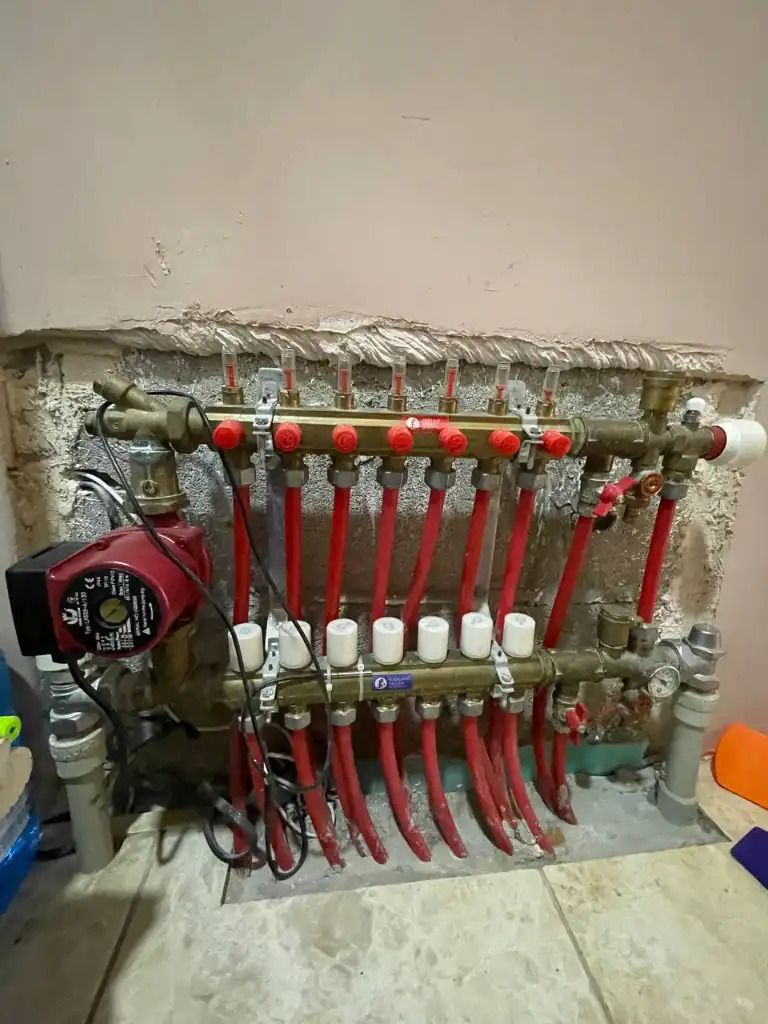 1837084719895214