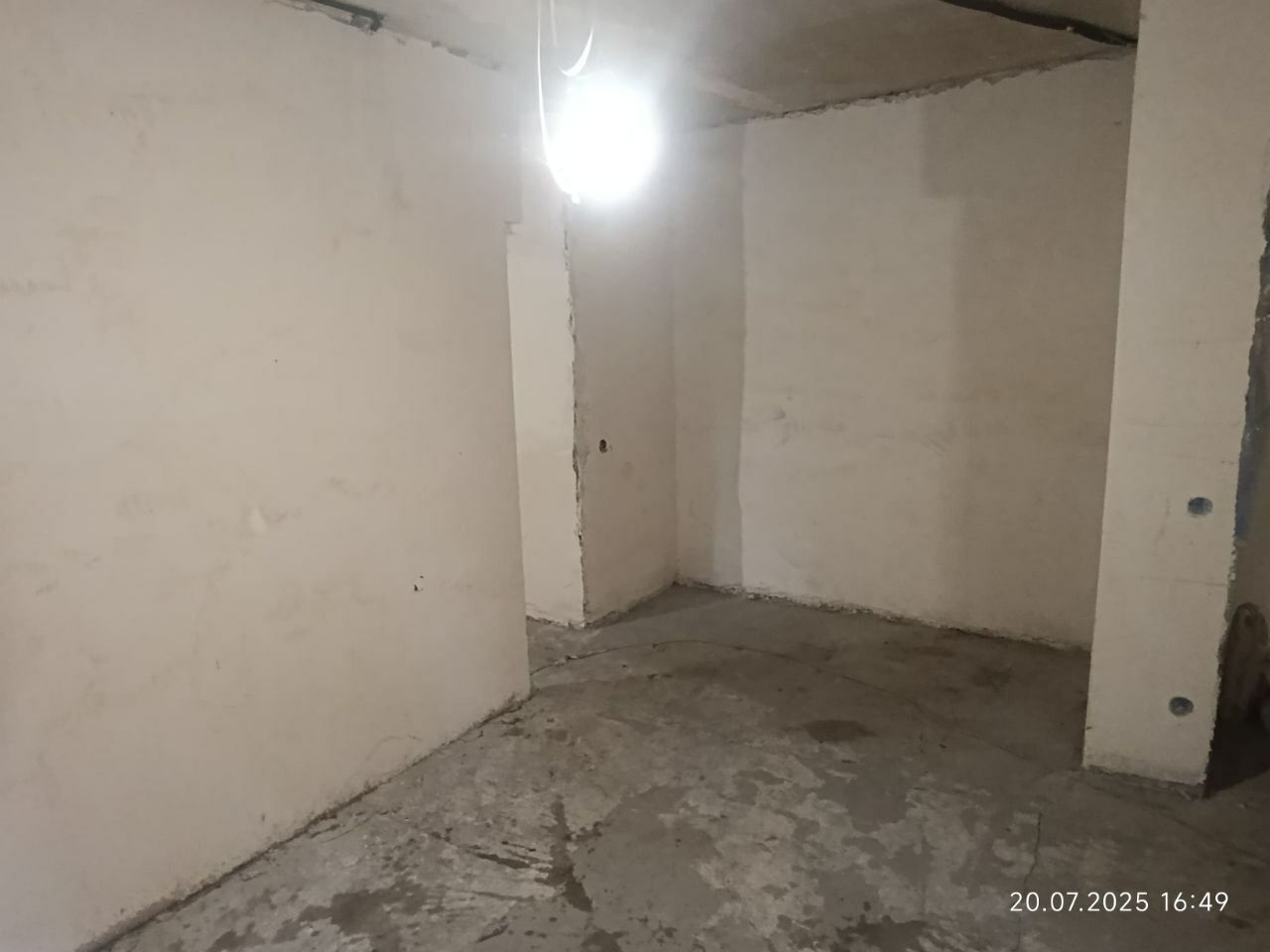 1838346781159215
