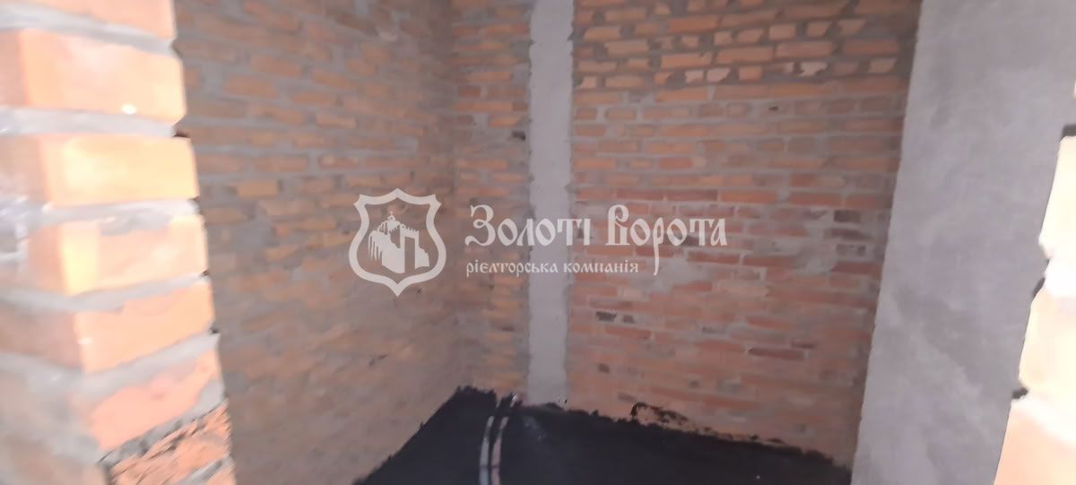 1837607895230216