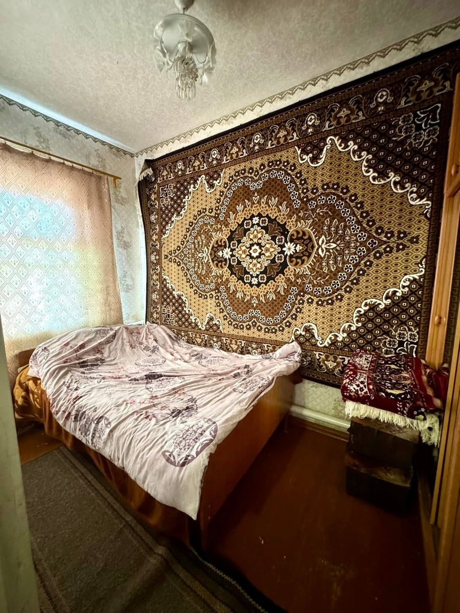 1842224141636216