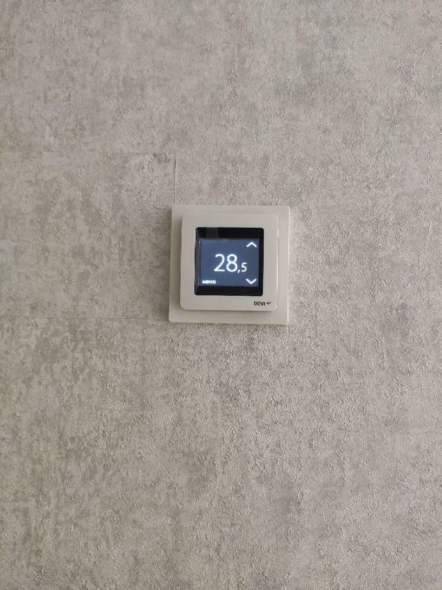 1835343930850217