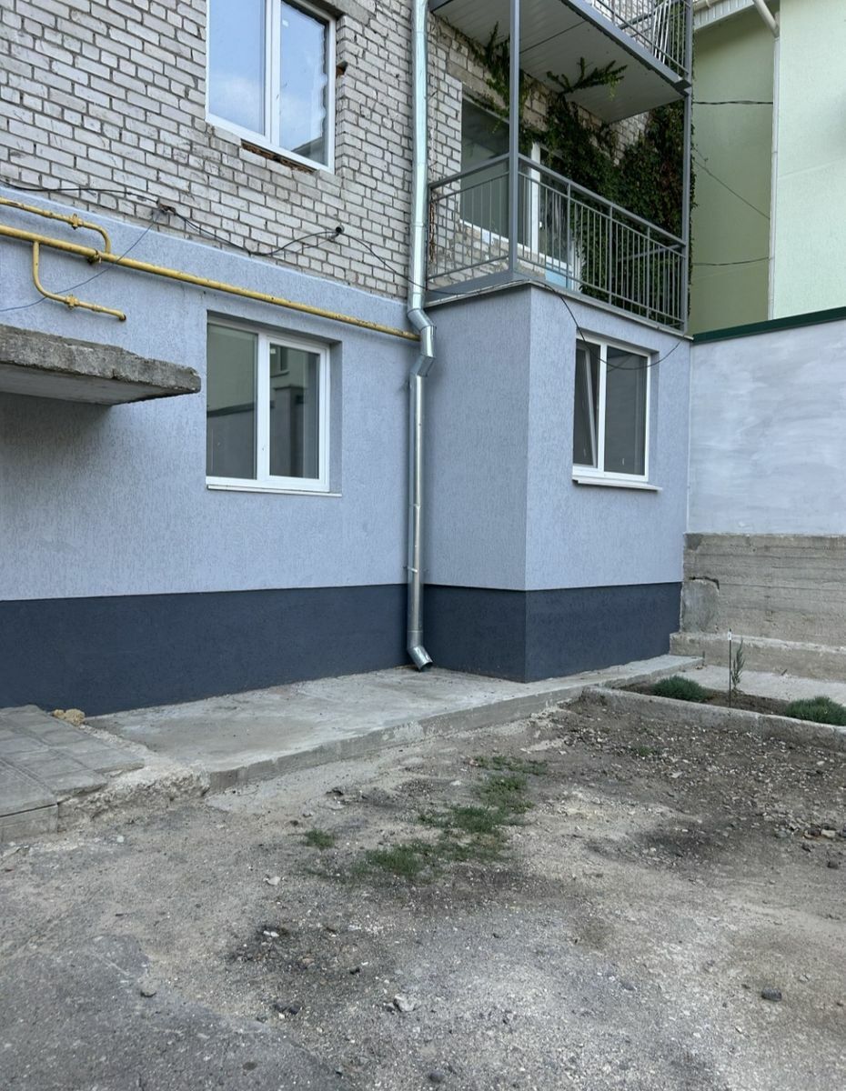 1836016603685217