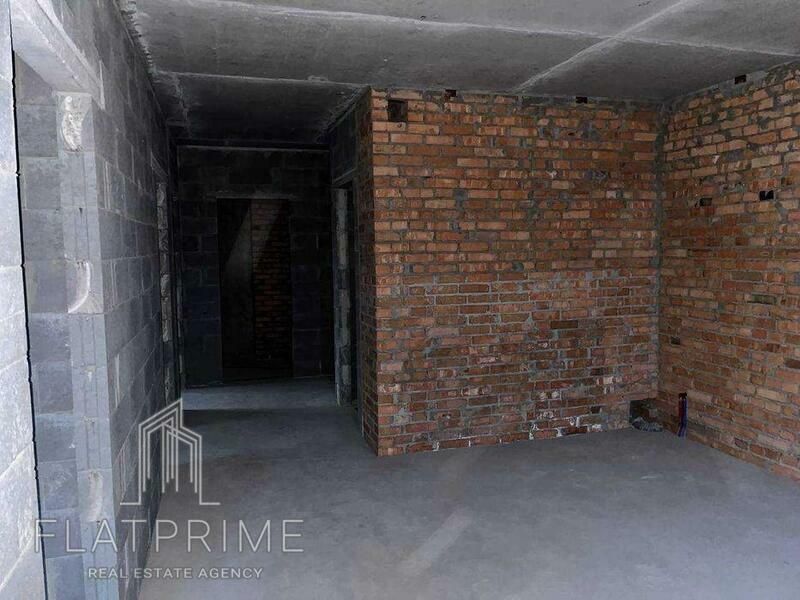 1835976952645218