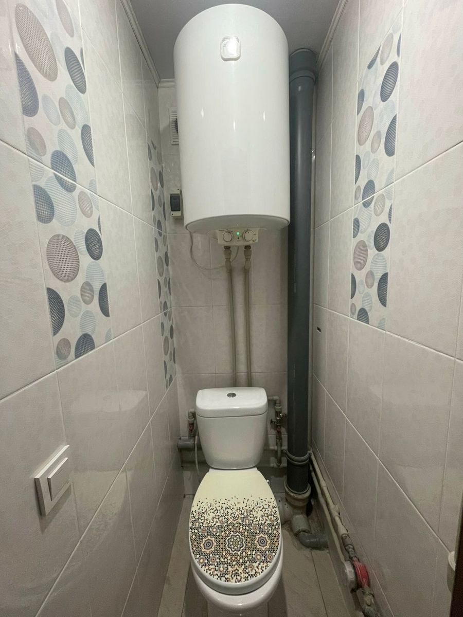 1835991676538218