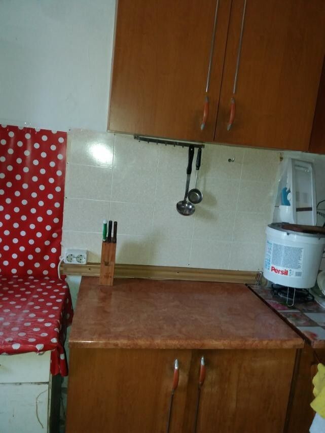 1841609731040218
