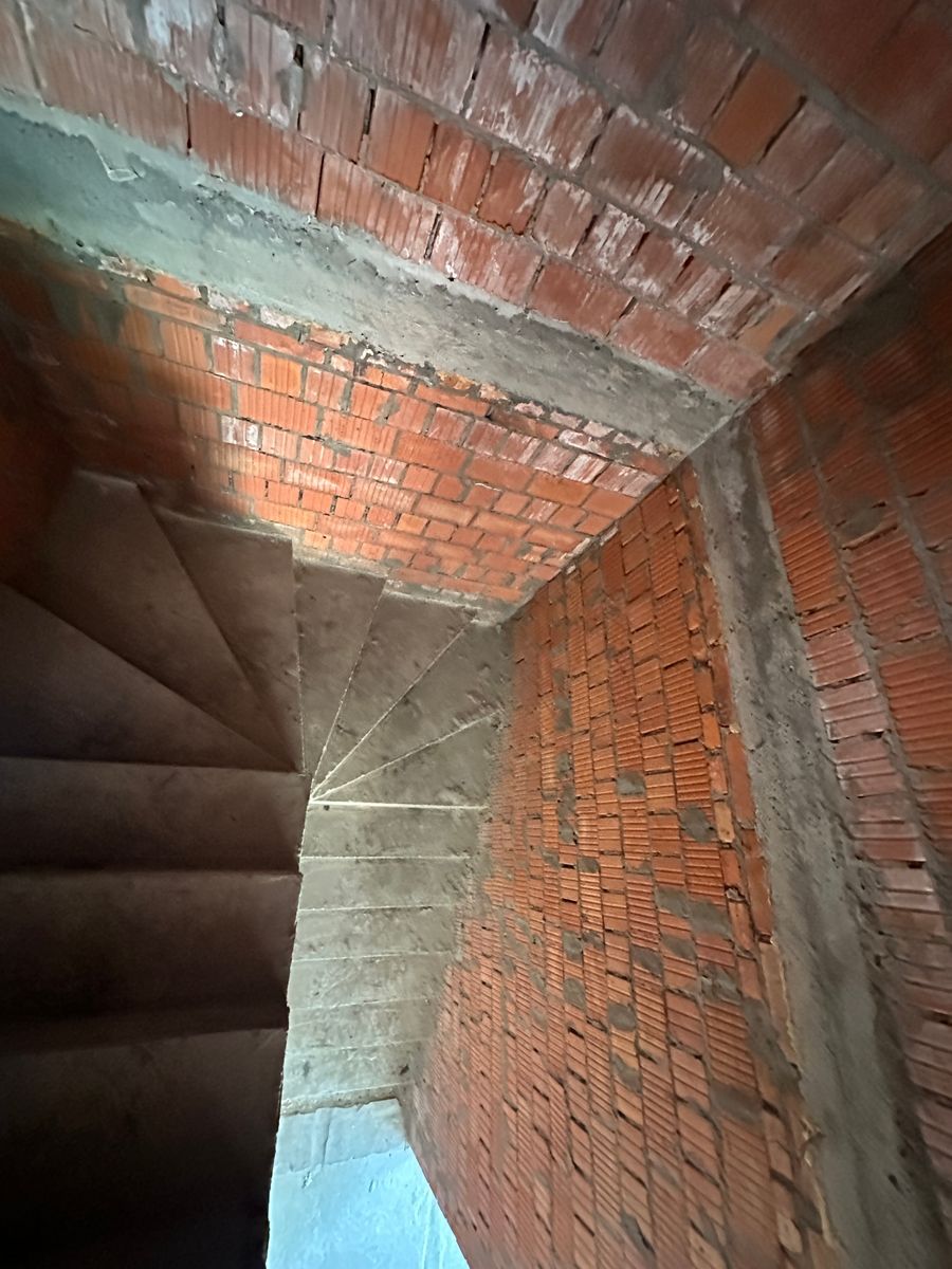 1841787363099218