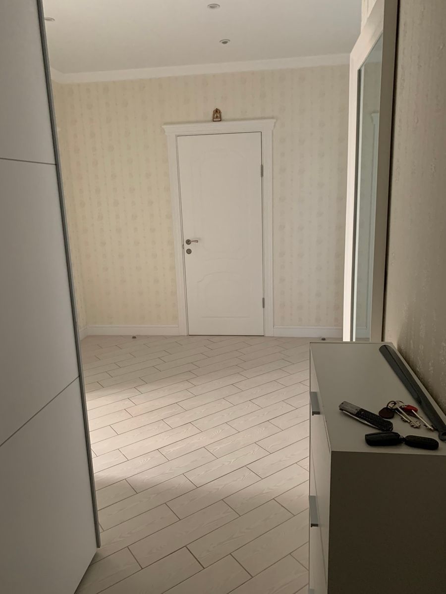 1835375205497219