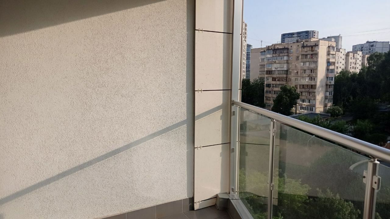 1835342906152022