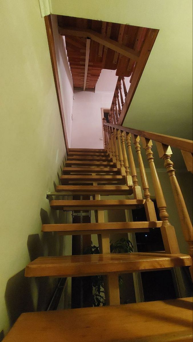 1829994678477221