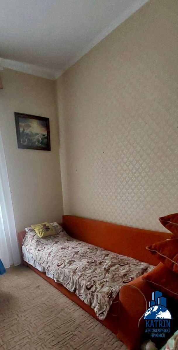 1834453830345221