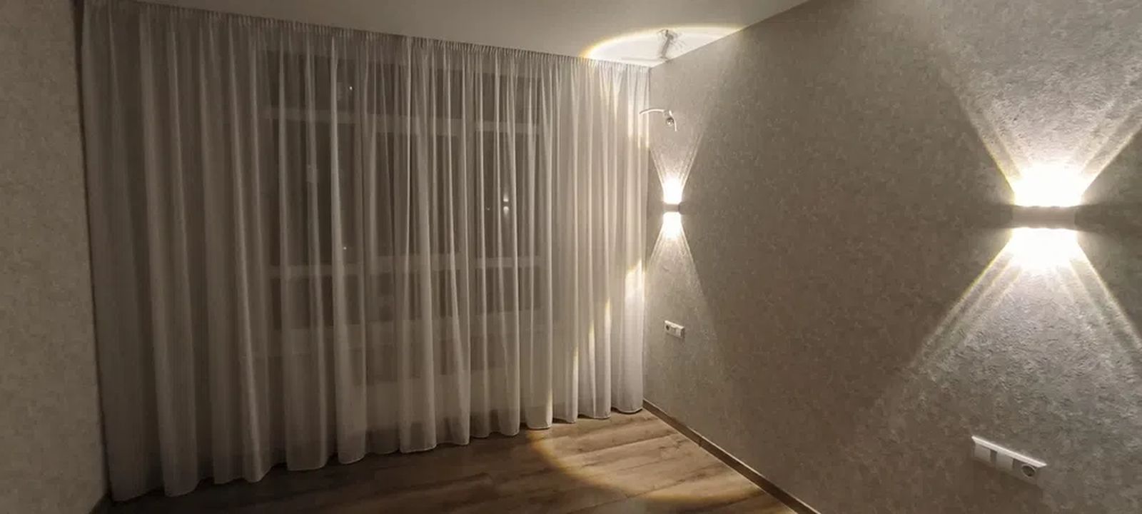 1836812156724221