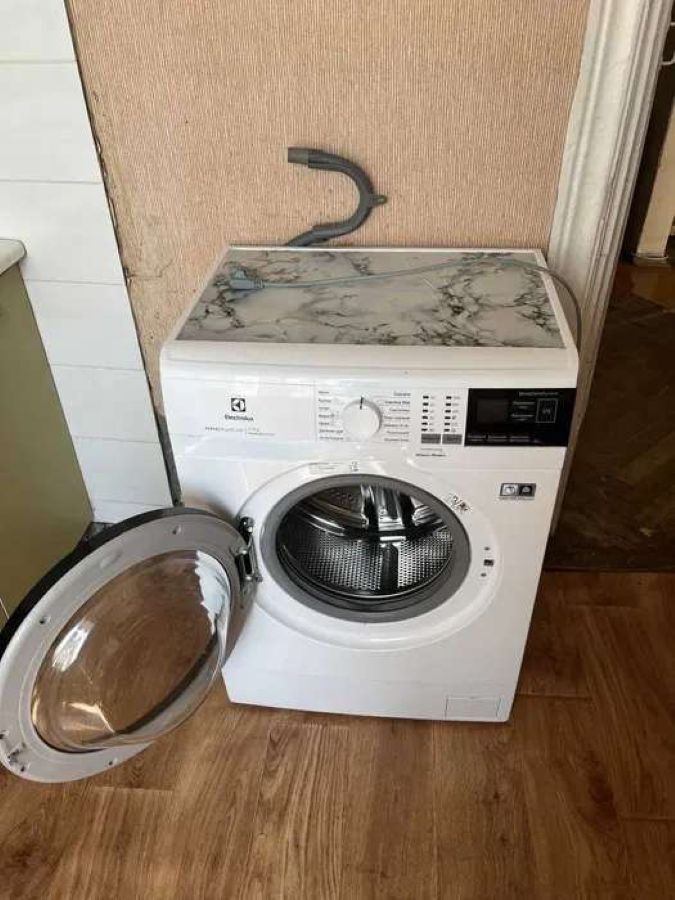 1839619088347221