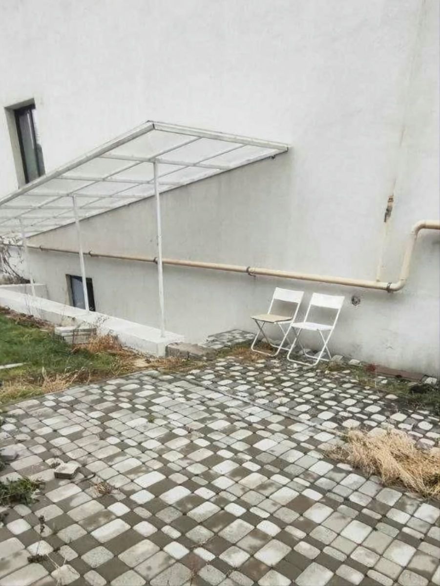 1836171500086222