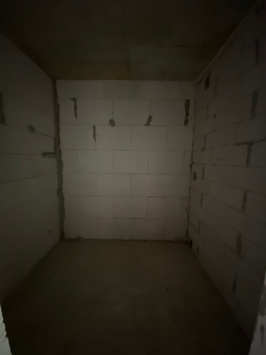 1831646344724223