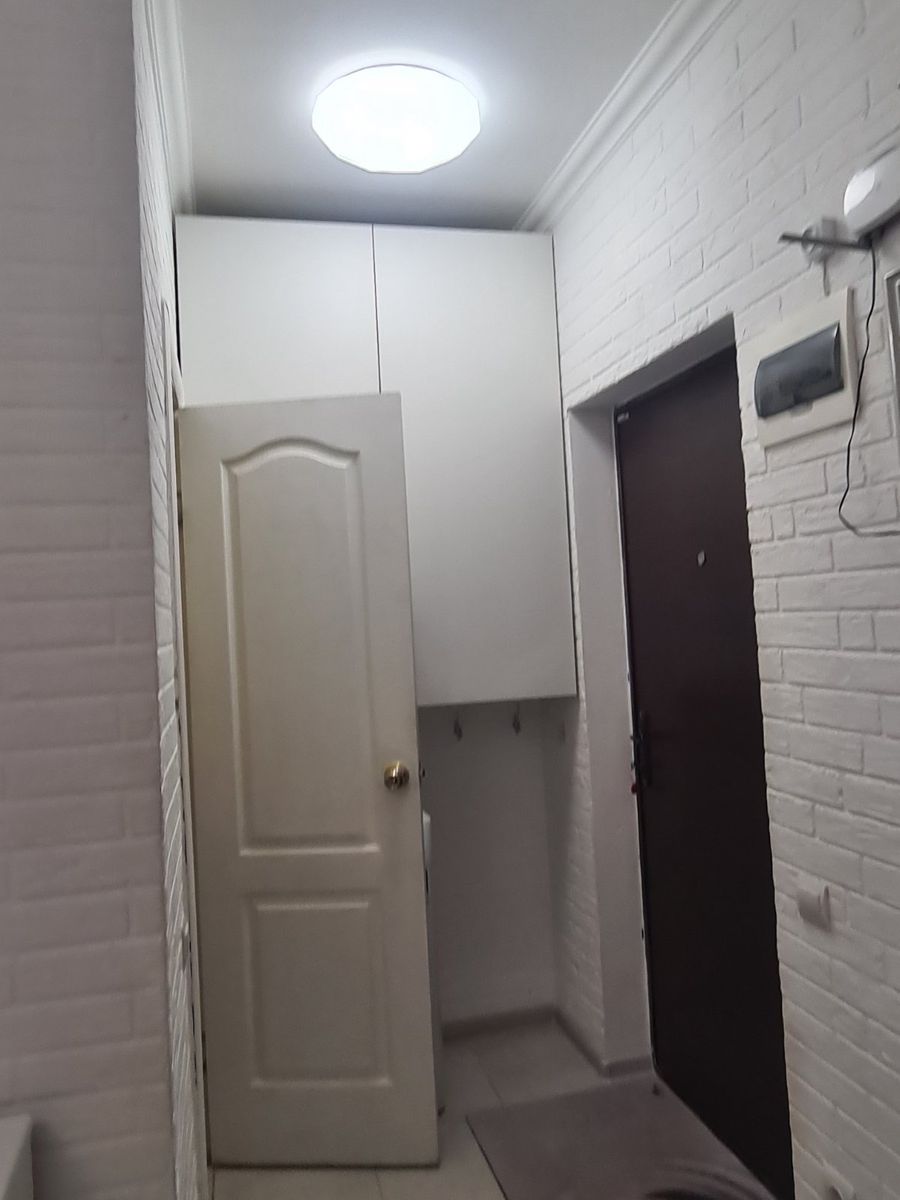1800494977946224