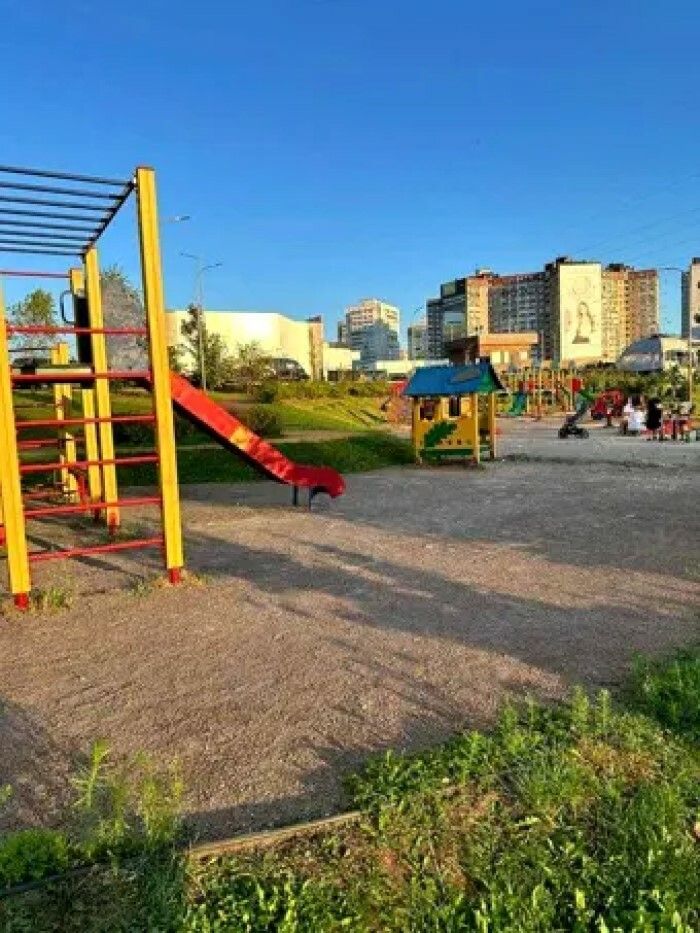 1832004642197224