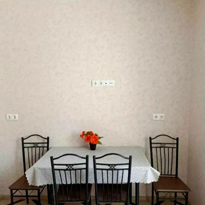 1832724009381224