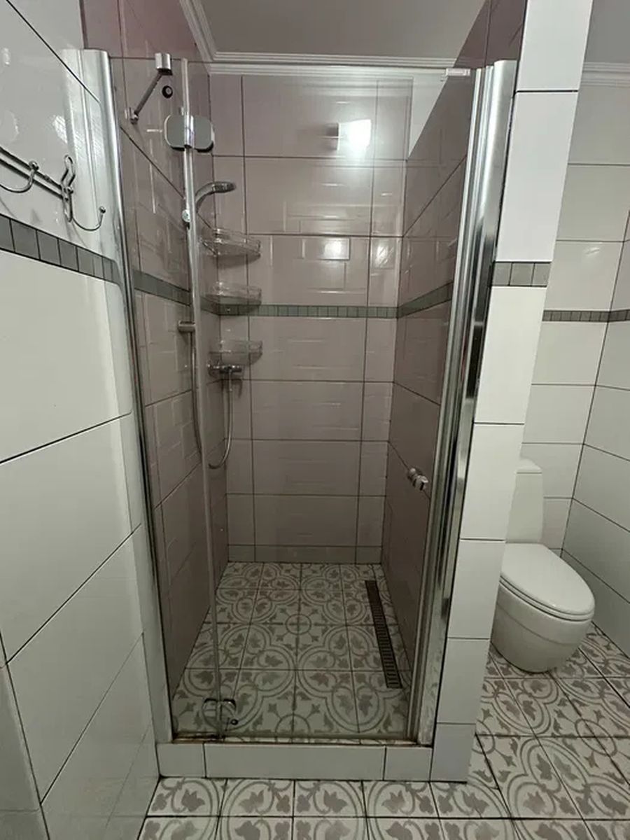 1835713142006224