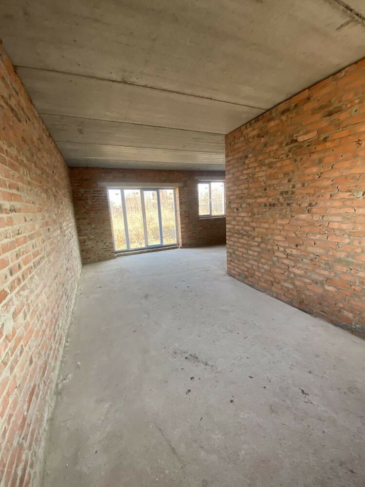 1837815418218224