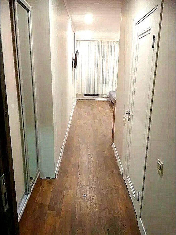 1831207604230225