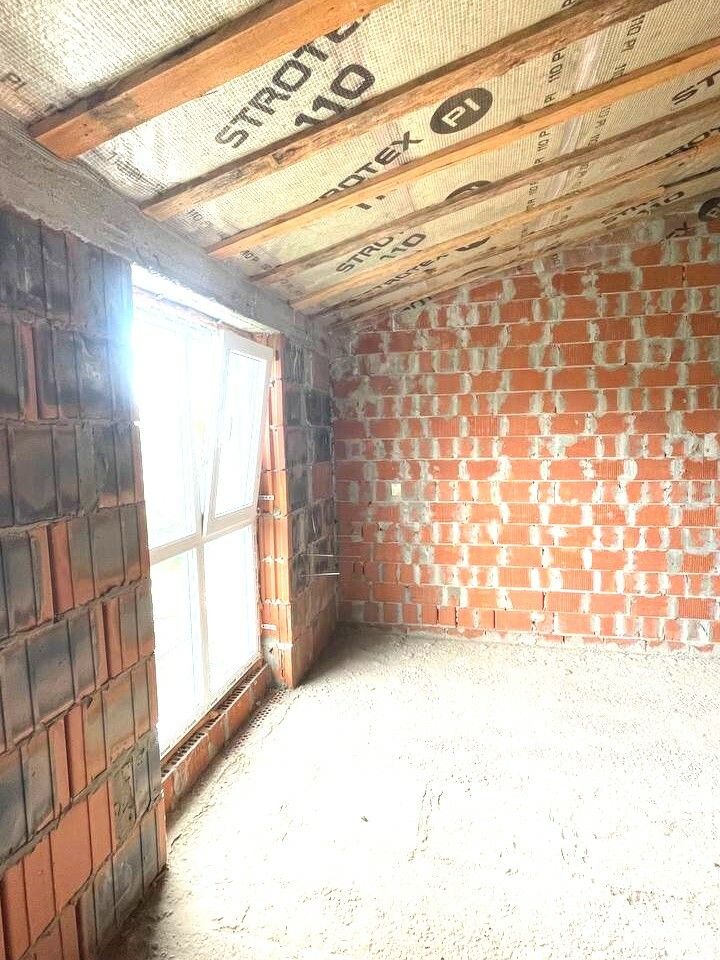 1832435439321226