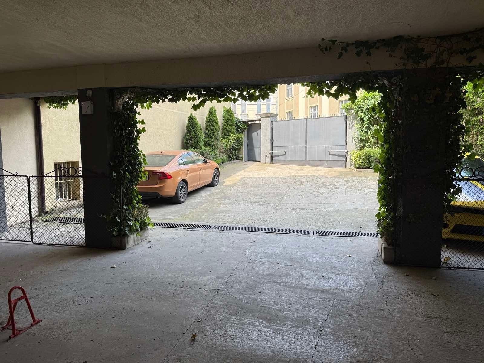 1835008123532227