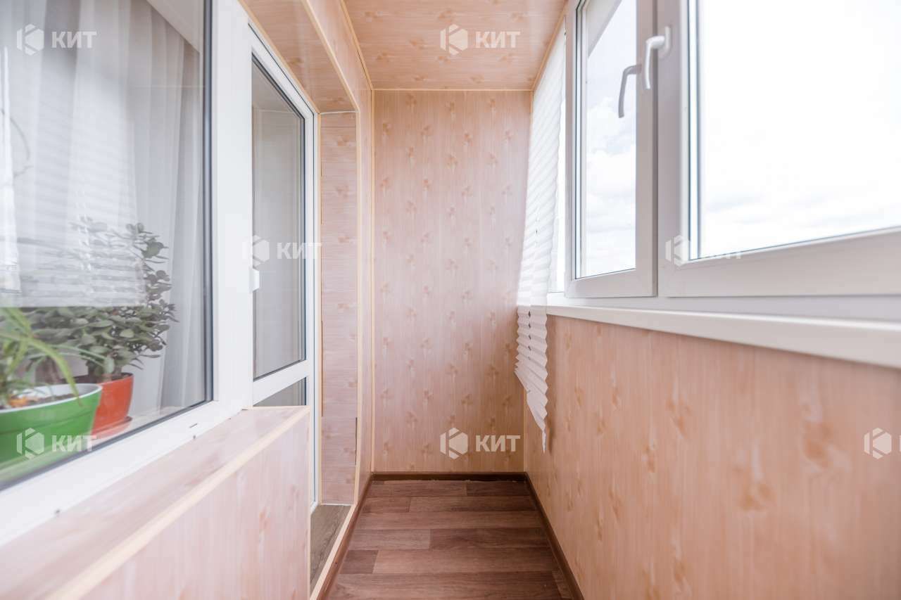 1835722558286228