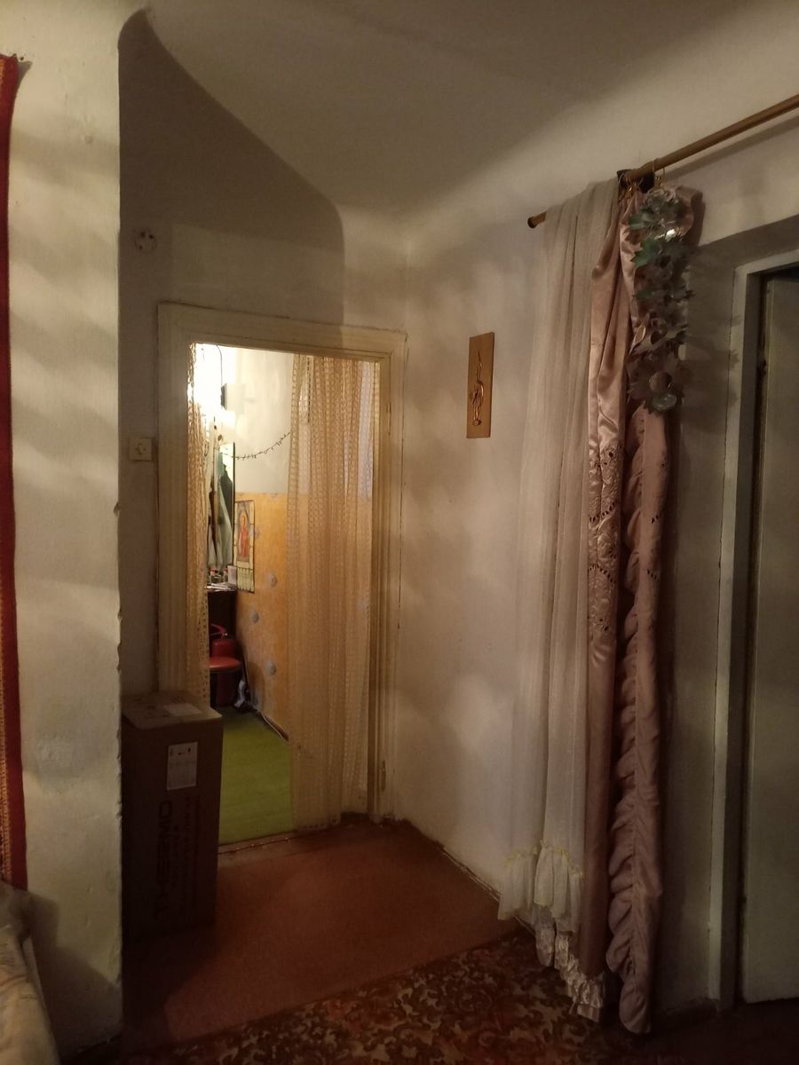 1837716385688228