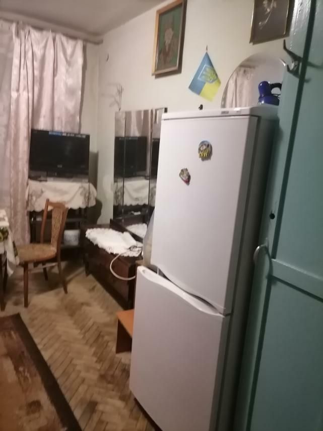 1831918934000229