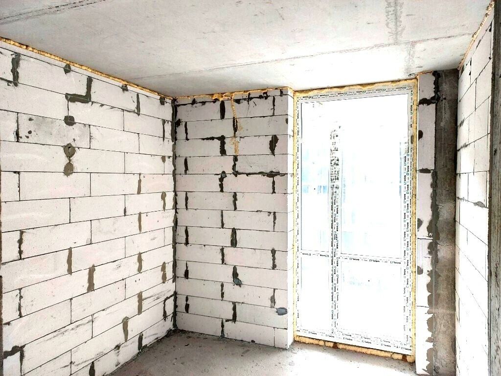 1833825388454229