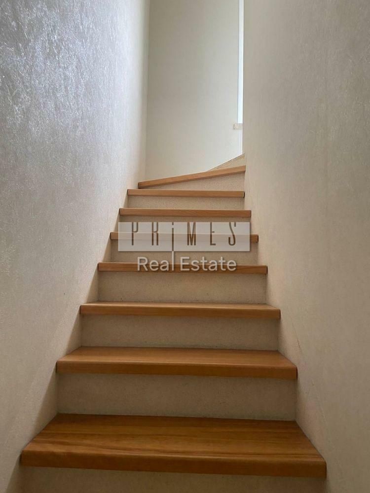 1837615693610229