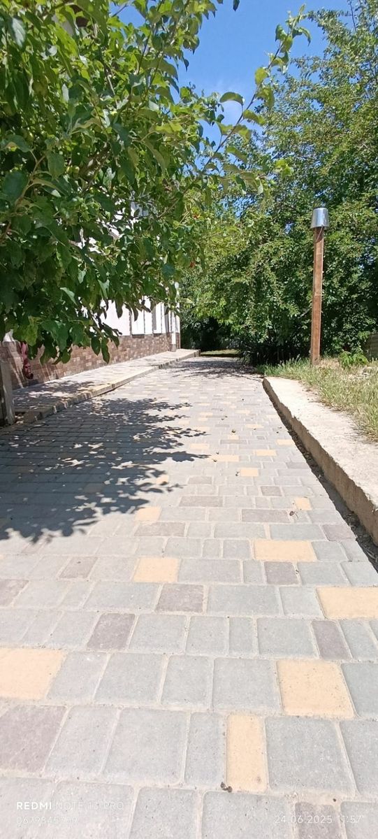 1835905478388023