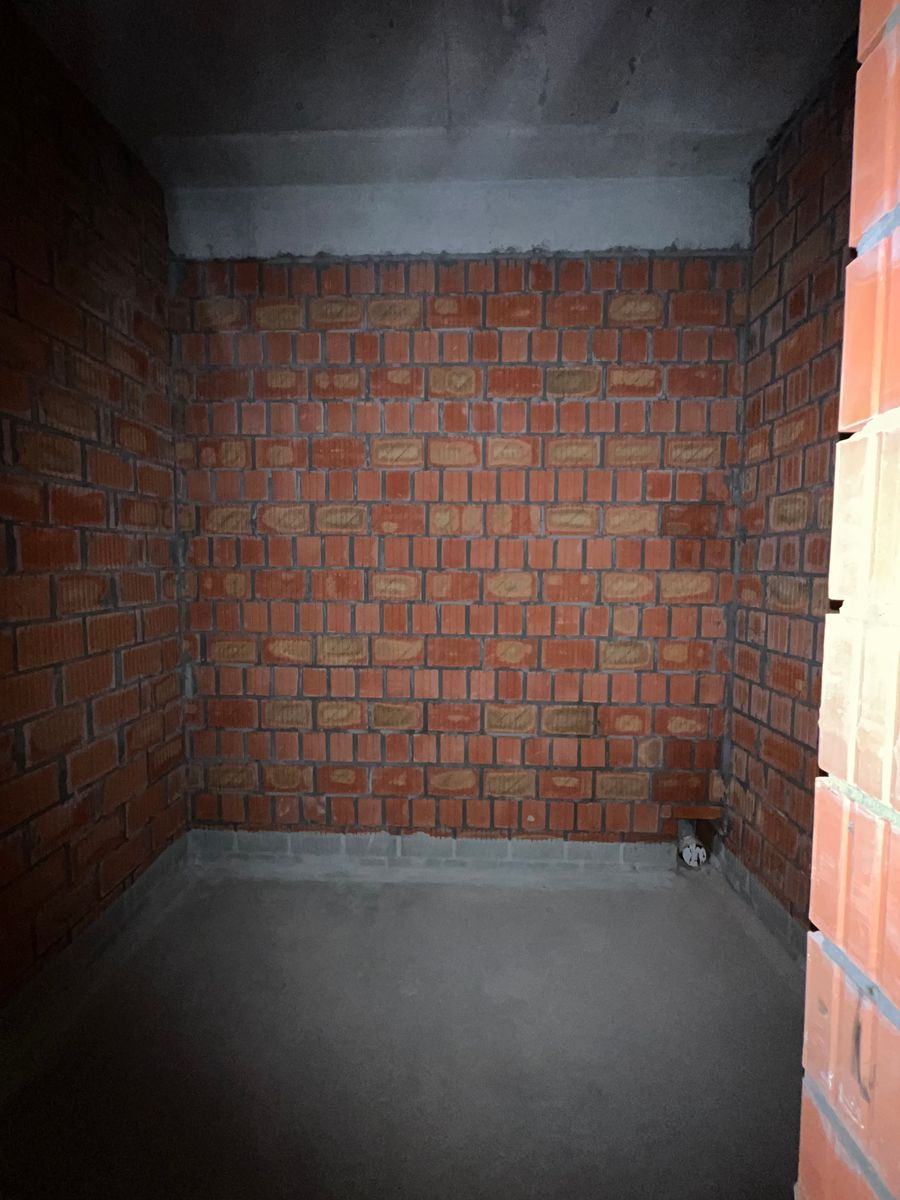 1830905688927231