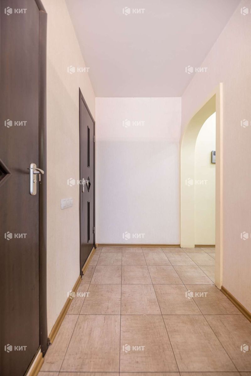 1841706040908232