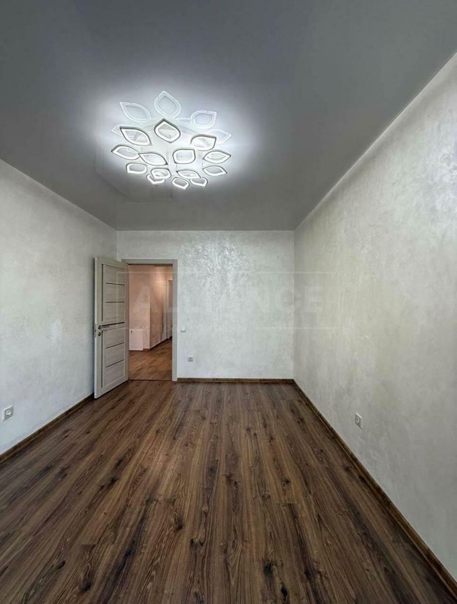 1830356518322233